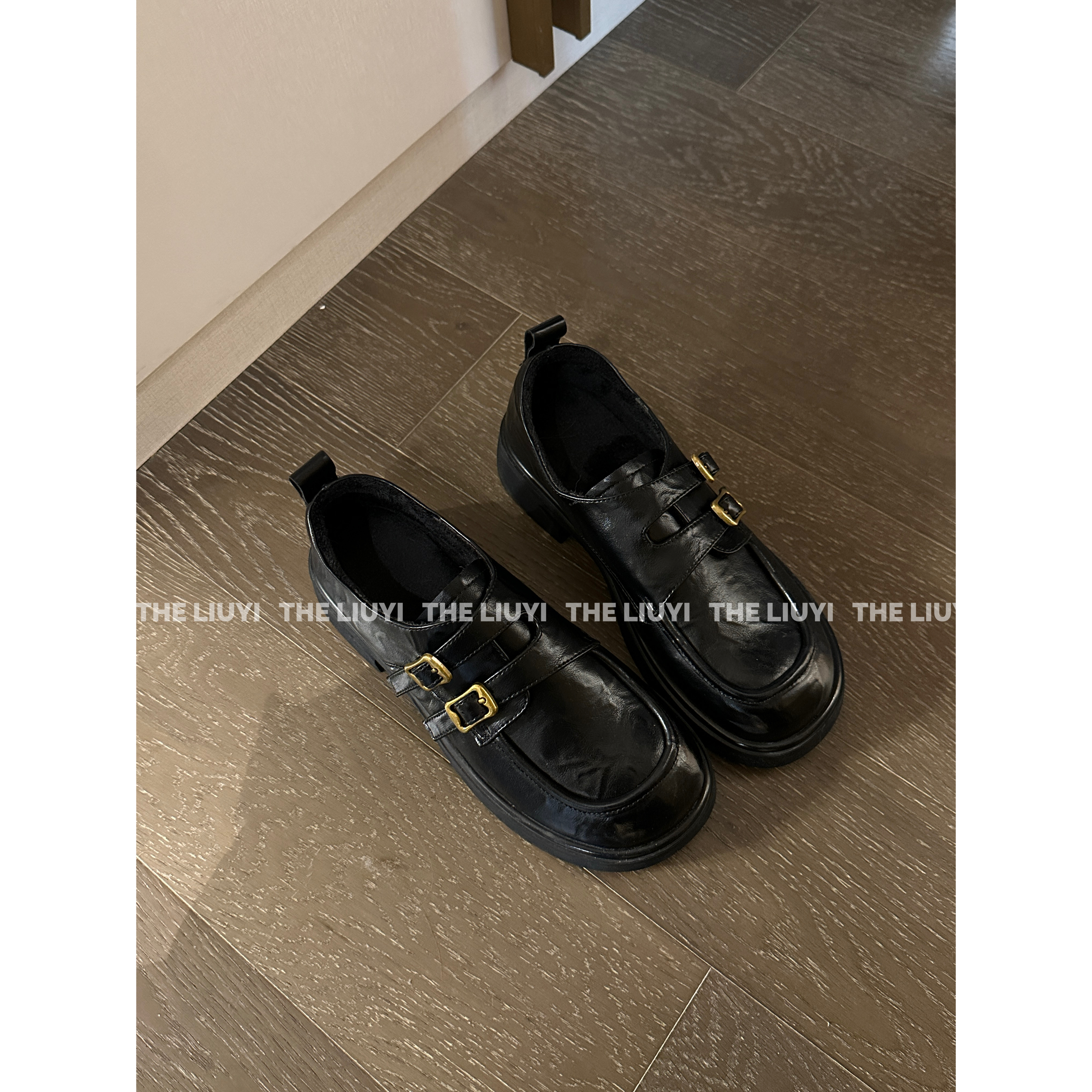 【LIUYI】厚底增高法式小金扣小皮鞋乐福鞋2881主图