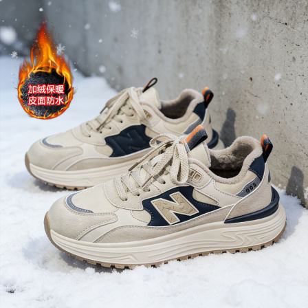 冬季加绒鞋子男士休闲鞋青少年高级感厚底增高运动阿甘鞋保暖棉鞋