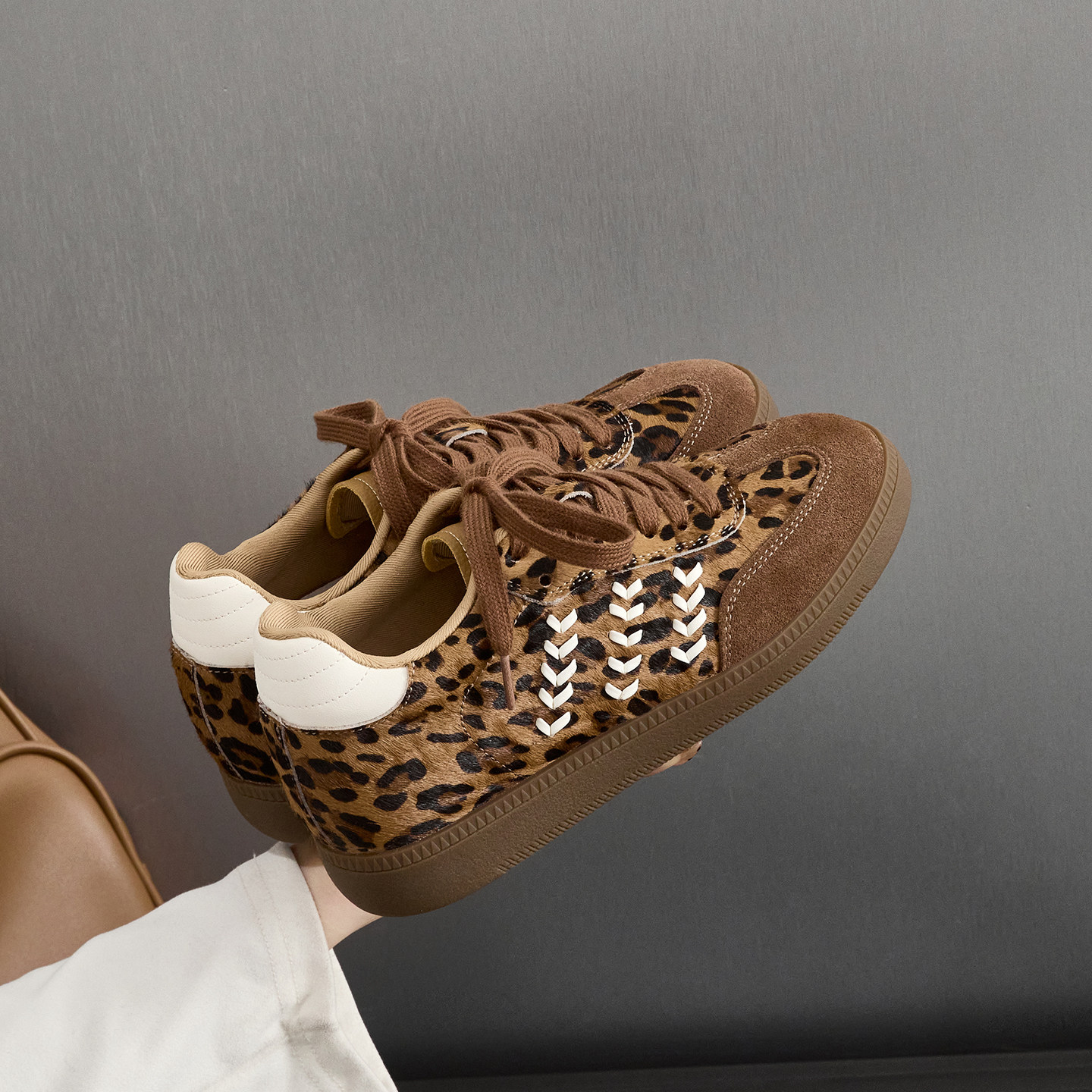 6CM内增高德训鞋女鞋秋冬美拉德复古真皮马毛豹纹厚底休闲阿甘鞋主图