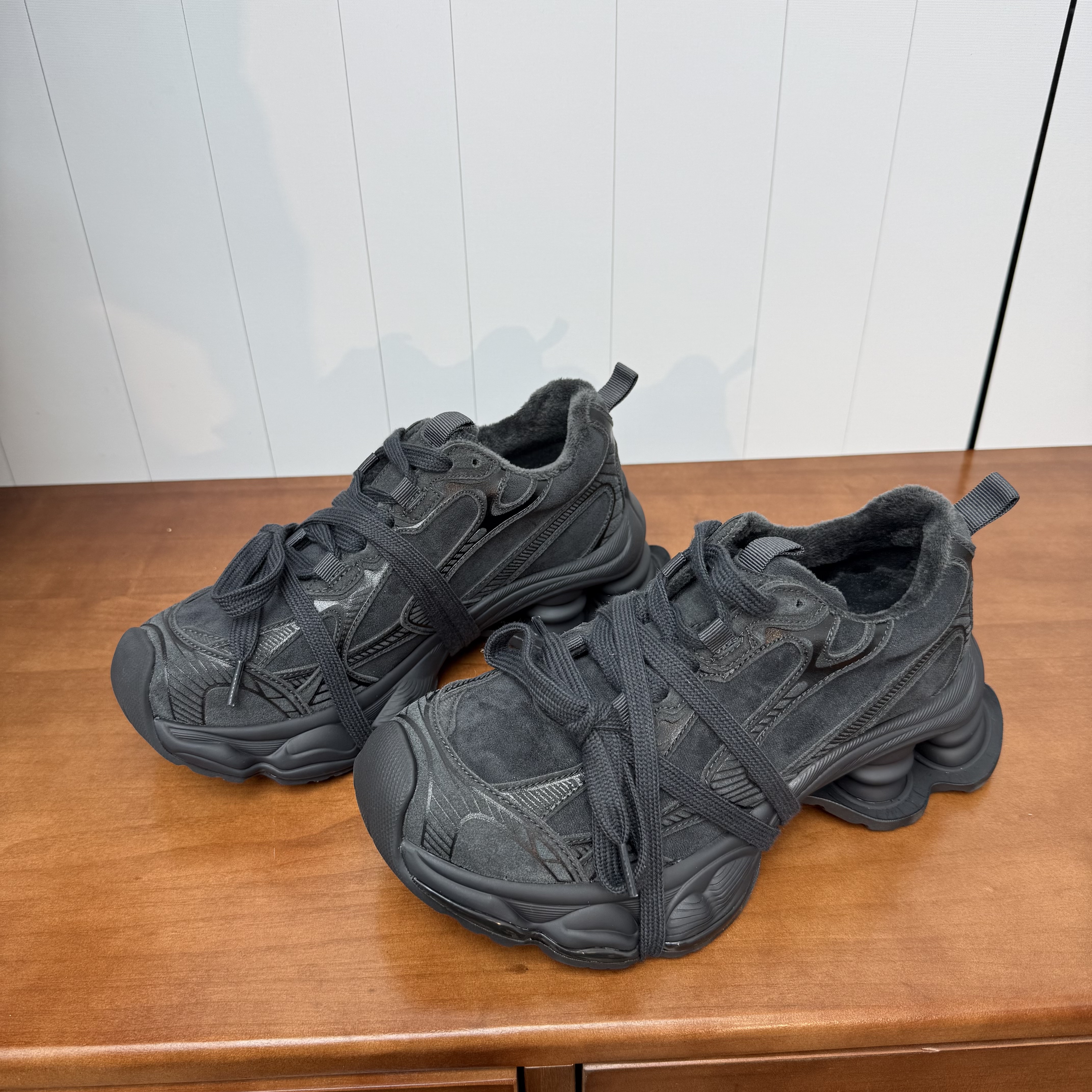 欧货高品质加绒老爹鞋女鞋老粉必入超级大爆款主图