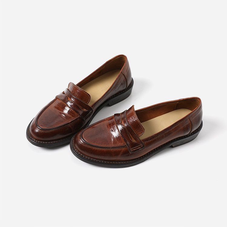 ED08050 茉莉雅集 复古英伦风擦色水洗马皮经典简约粗跟乐福鞋主图