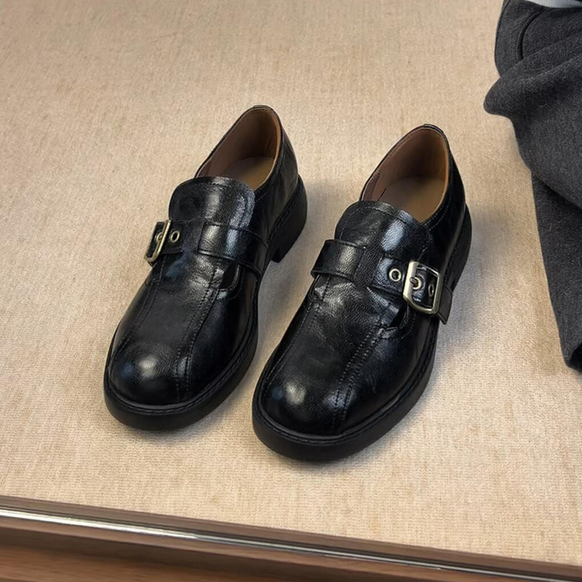 羊皮版~皮带扣圆头深口乐福鞋女时尚通勤百搭不累脚一脚蹬小皮鞋主图