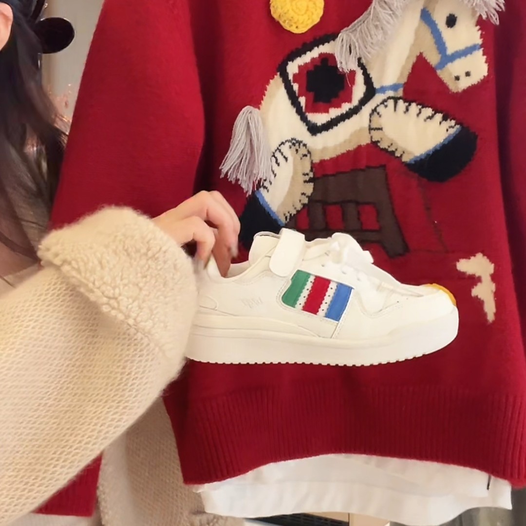 男童运动鞋新年新款男孩时尚百搭白色板鞋洋气儿童童鞋WJC8Z2706主图