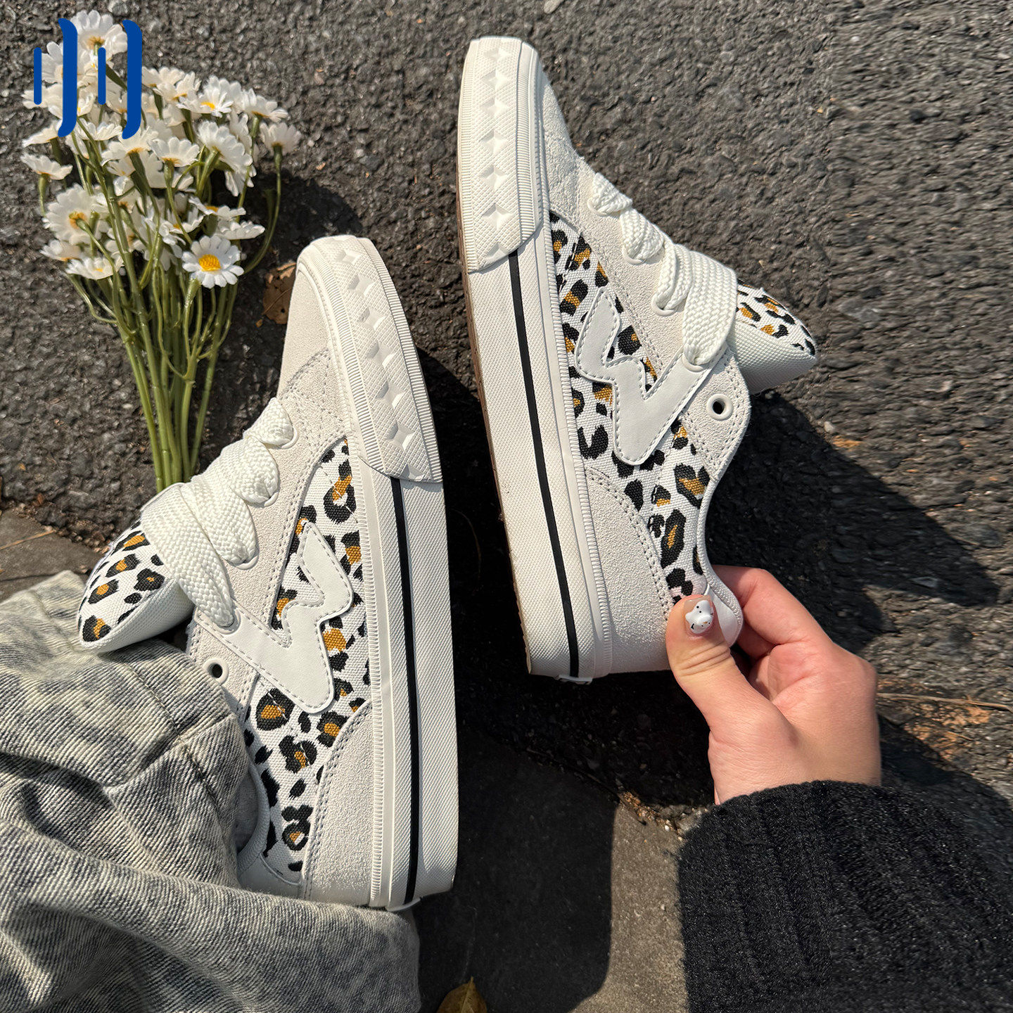 顽刻ollieskate贝果豹纹秋冬BAKE低帮W软底男女新年面包跨年板鞋主图