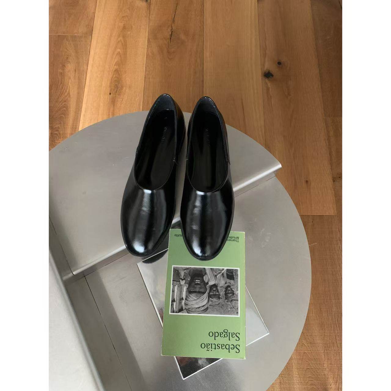 About nice 韩国代购 香平替款半亮光鞋推荐好穿柔软主图