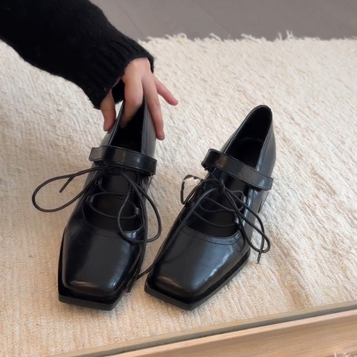 羊皮版~法式芭蕾风酷帅复古气质玛丽珍鞋女魔术贴一字带浅口单鞋主图