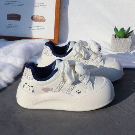 可爱厚底面包休闲鞋女冬2025新款加绒保暖学生板鞋运动二棉鞋百搭