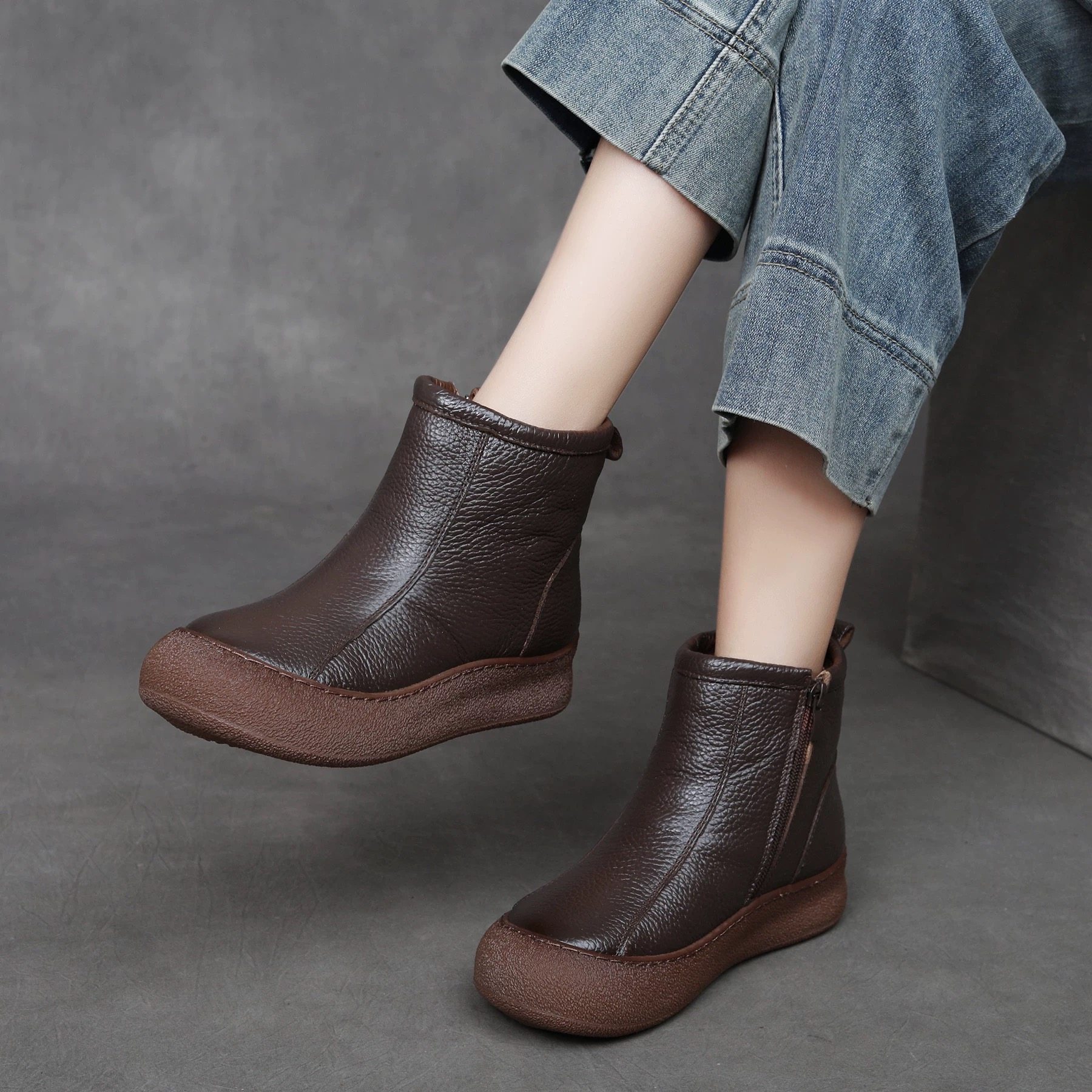 头层牛皮复古厚底马丁靴女软底圆头丑萌单靴秋季新款百搭531-8主图