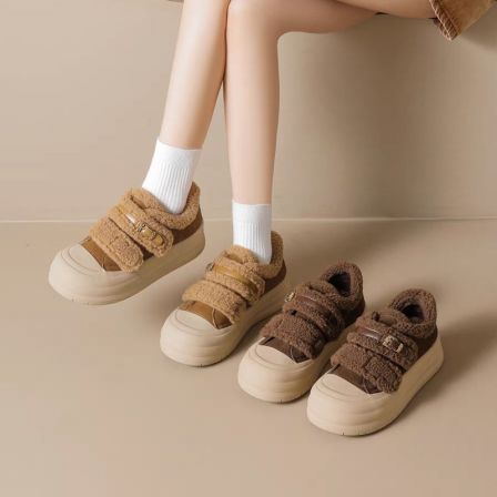 【起司】复古中跟魔术贴时尚休闲鞋纯色冬季鞋子面包鞋S879 DD