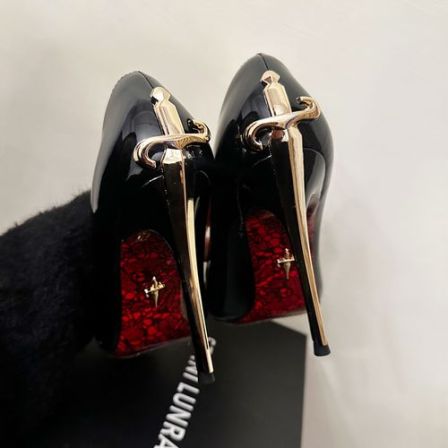 黑色高跟鞋2025秋冬新款尖头细跟性感百搭宴会晚礼服百搭气质单鞋