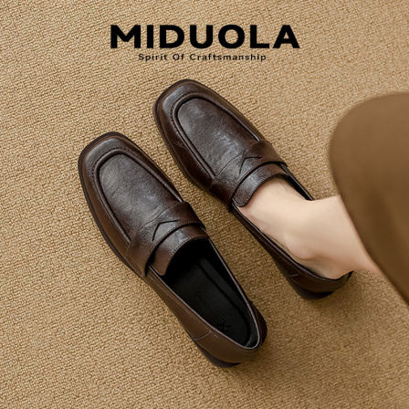 真皮乐福鞋女平底2025新款一脚蹬大码女鞋黑色英伦小皮鞋工作单鞋