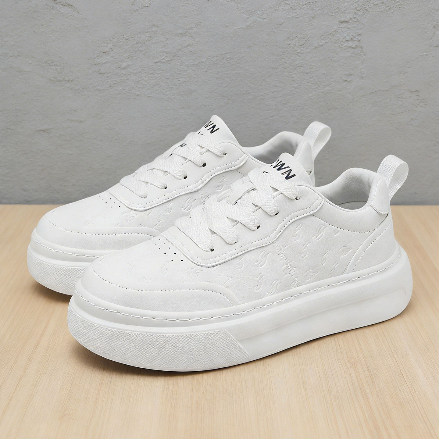 鞋子男潮鞋百搭男青少年休闲板鞋透气防臭软底舒适轻便男士小白鞋主图