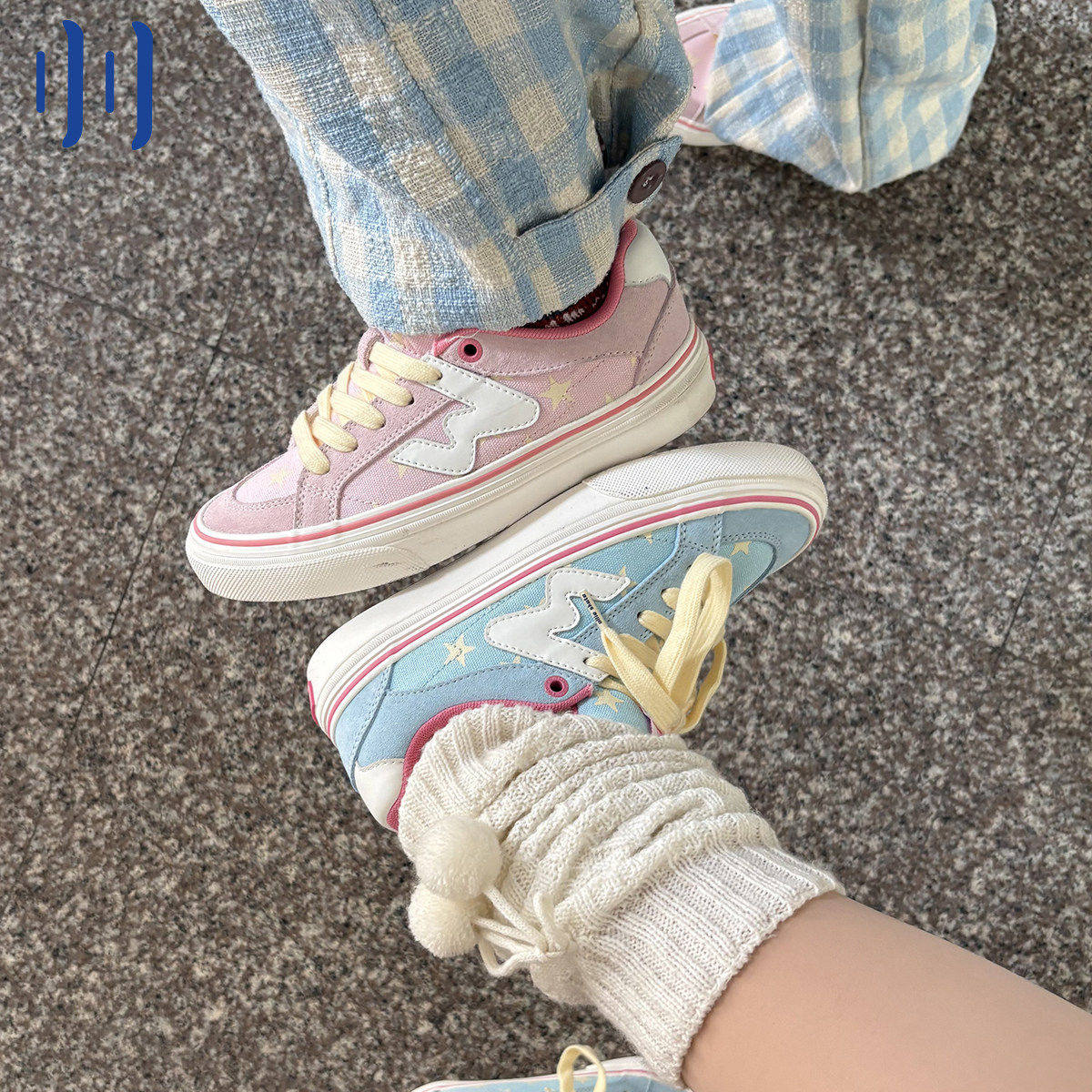 顽刻ollieskate粉/蓝黄星星配色冬季校园风W系列男女国潮滑板鞋主图