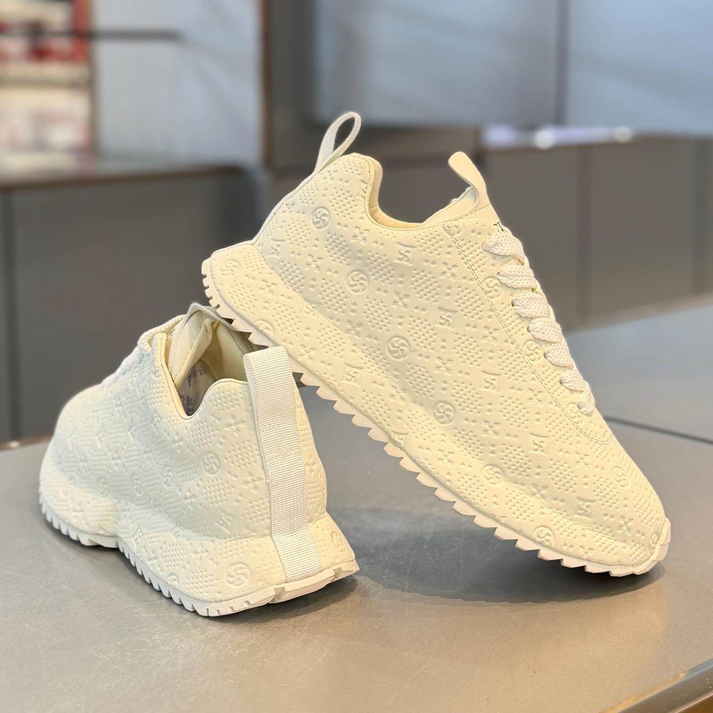 欧洲站男鞋2025新款冬季潮牌高级感运动休闲小白鞋厚底增高老爹鞋主图