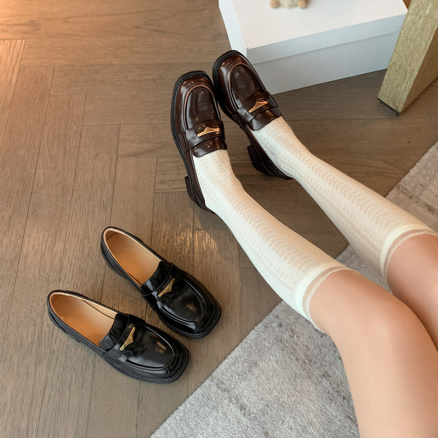 伯爵猫粗跟真皮乐福鞋女秋冬新一脚蹬圆头包鞋百搭英伦风jk小皮鞋主图