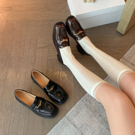 伯爵猫粗跟真皮乐福鞋女秋冬新一脚蹬圆头包鞋百搭英伦风jk小皮鞋