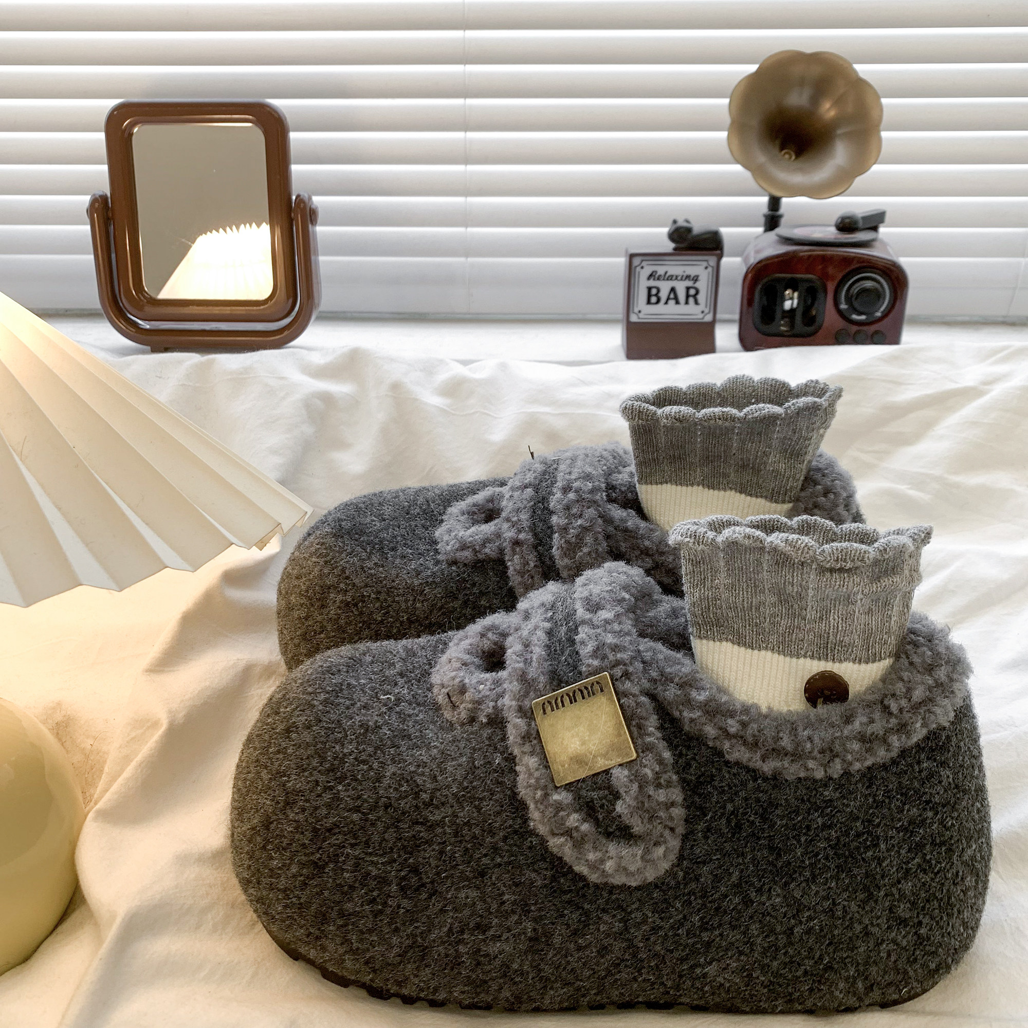 6CM内增高灰色毛毡勃肯鞋女2025新款秋冬魔术贴棉鞋子厚底雪地靴主图