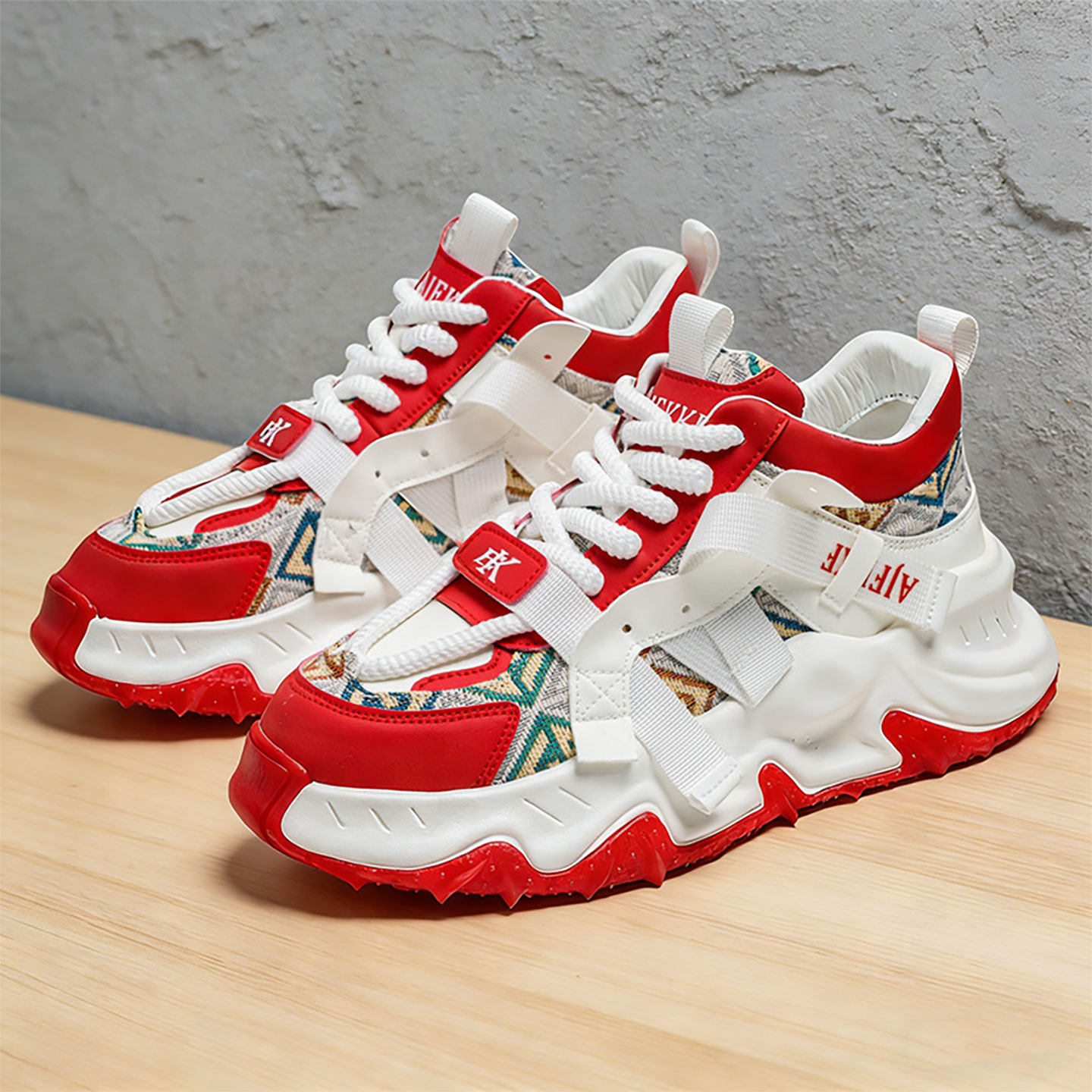 红色鞋子马年男生潮流本命年男鞋厚底耐磨青少年高级感增高老爹鞋主图