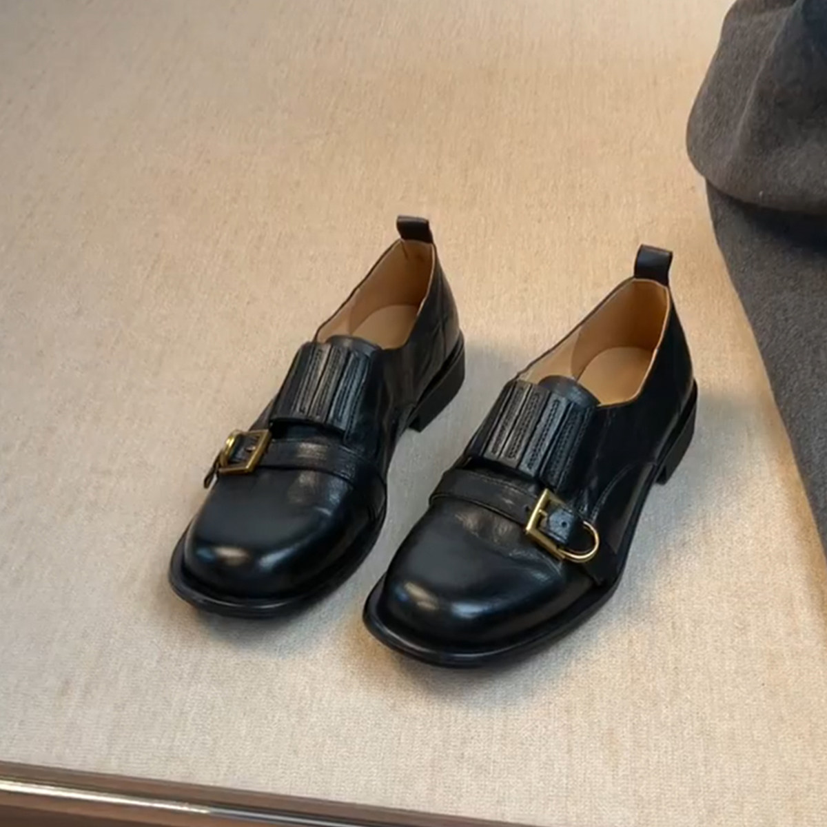 羊皮版~真皮复古通勤时尚显瘦百搭小皮鞋女一脚蹬舒适低跟乐福鞋主图