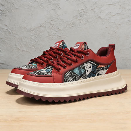 马年男鞋厚底增高本命年红色板鞋刺绣印花青少年学生百搭运动潮鞋