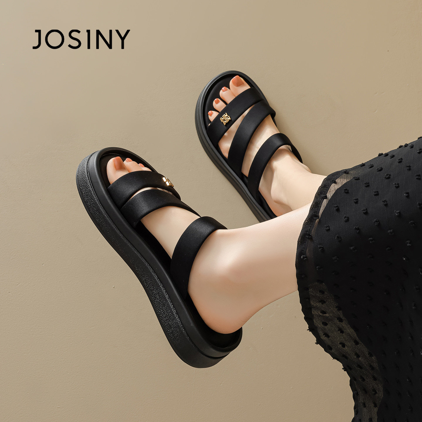 卓诗尼厚底防滑一字拖女2026新款春夏季外穿百搭休闲沙滩凉拖鞋主图