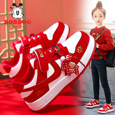 巴布豆红色女童鞋子2025新款秋冬款时尚新年儿童板鞋女孩运动潮鞋