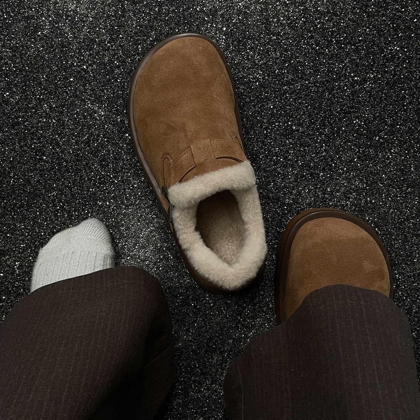 冬季加绒乐福鞋男女保暖厚底增高毛毛棉鞋大头全包搭扣勃肯雪地靴主图