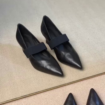 羊皮版~尖头浅口单鞋时尚设计感坡跟通勤时尚百搭舒适气质女皮鞋