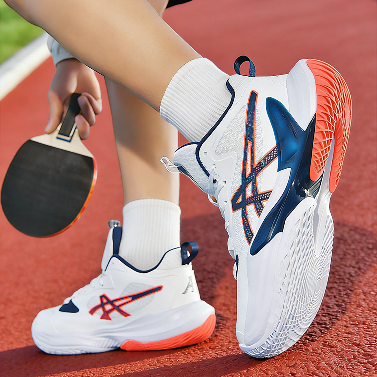 青少年运动鞋男透气不闷脚超轻软底乒乓球鞋男款防滑耐磨羽毛球鞋主图