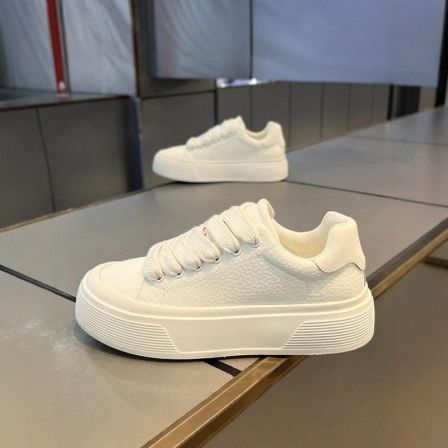 网红爆款男鞋2026春季新款潮牌高级感痞帅休闲厚底板鞋平底小白鞋