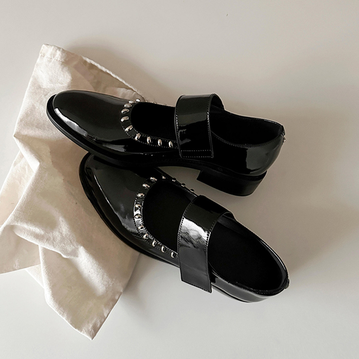 羊皮版~小众酷帅风中性小皮鞋女魔术贴圆头铆钉粗跟真皮玛丽珍鞋主图