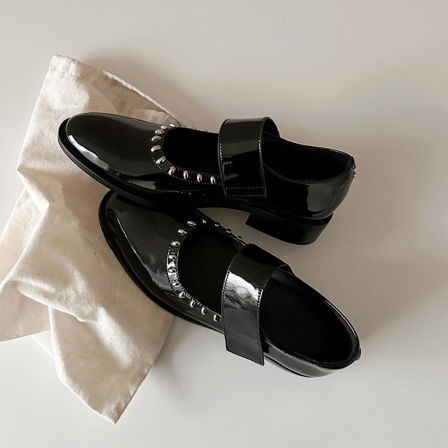 羊皮版~小众酷帅风中性小皮鞋女魔术贴圆头铆钉粗跟真皮玛丽珍鞋