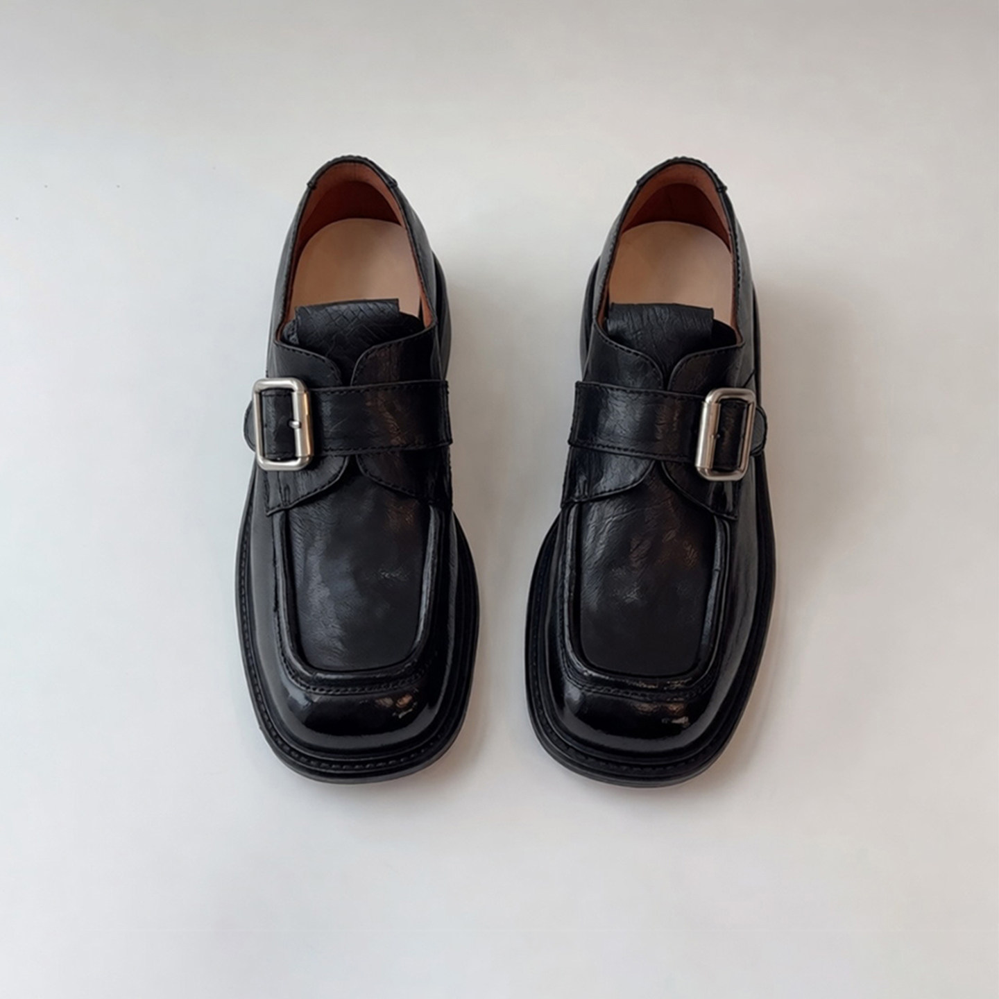 牛皮版~方头复古英伦皮带扣粗跟小皮鞋深口通勤单鞋一脚蹬乐福鞋主图