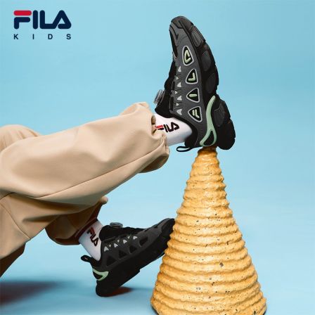 【斐乐儿童妙角鞋】2025年冬季新运动百搭中大童复古跑鞋K15B541101