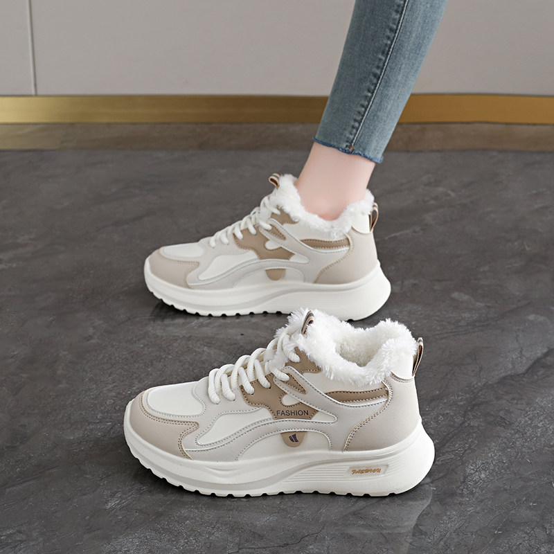 加绒中筒运动鞋女2025新款冬季皮面防水防滑旅游鞋轻便保暖大棉鞋主图