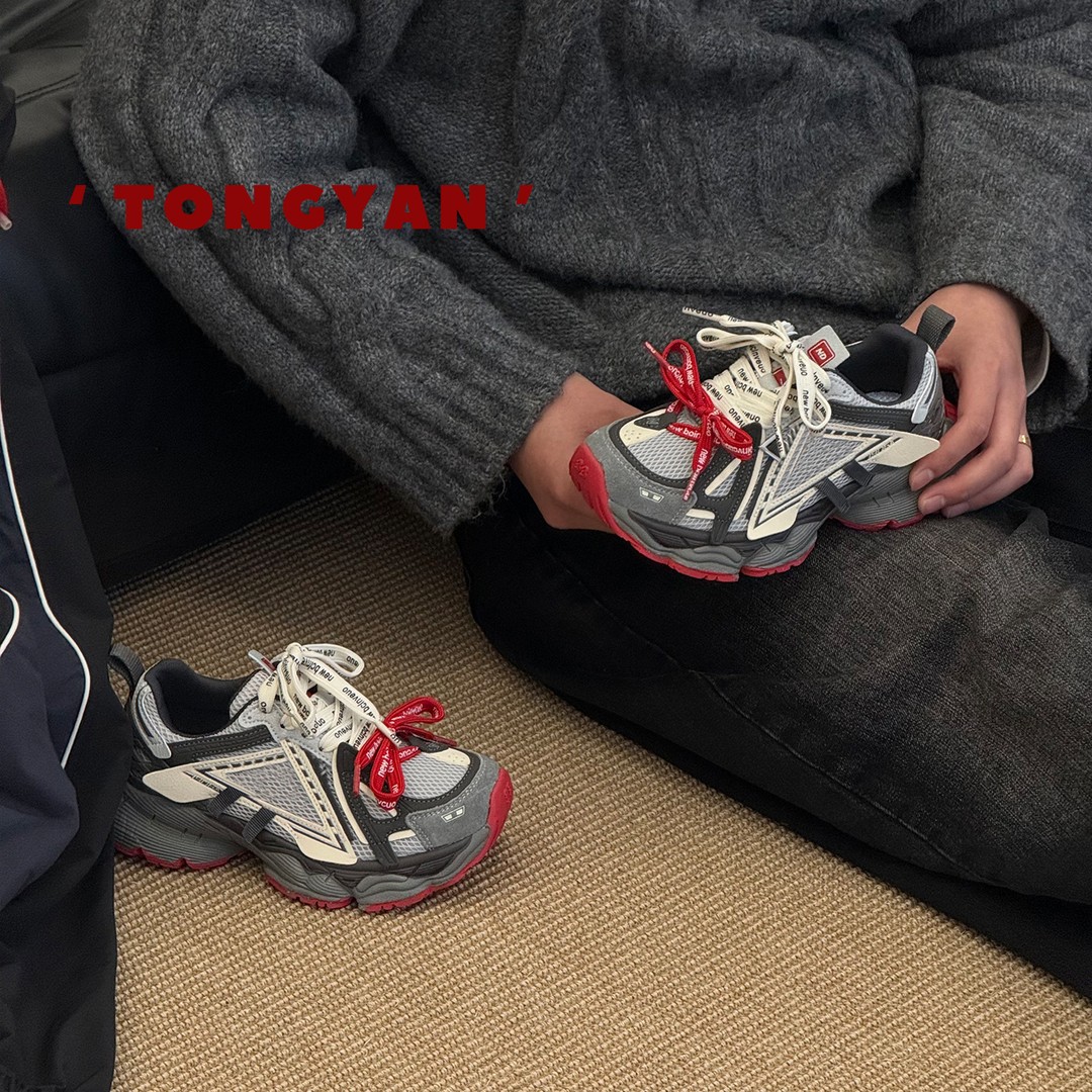 男童鞋子2026马年新款时尚中大童老爹鞋帅气运动鞋儿童童鞋26109主图