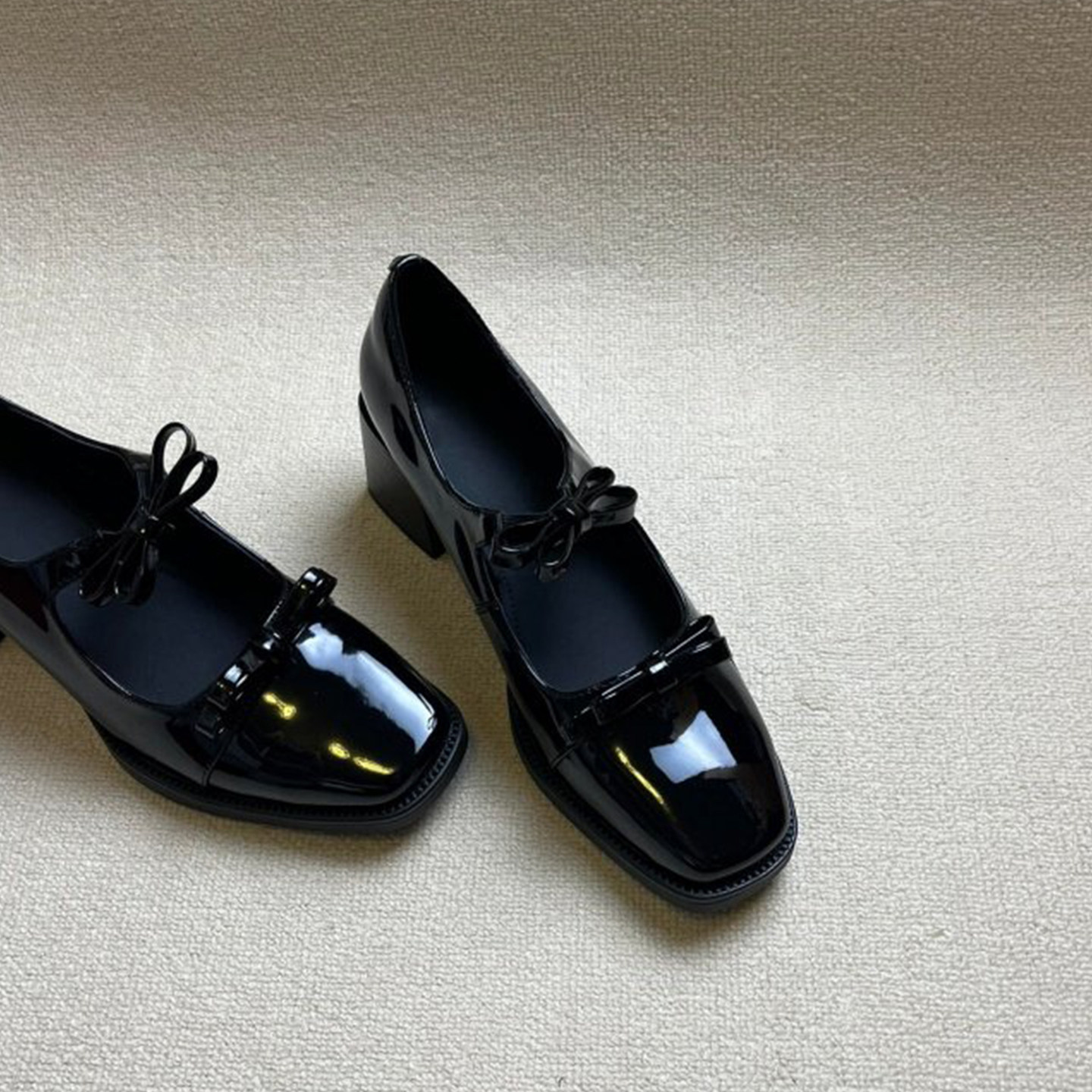 Wheat house ~！法式绝美蝴蝶结高跟玛丽珍鞋女浅口方头粗跟单鞋主图