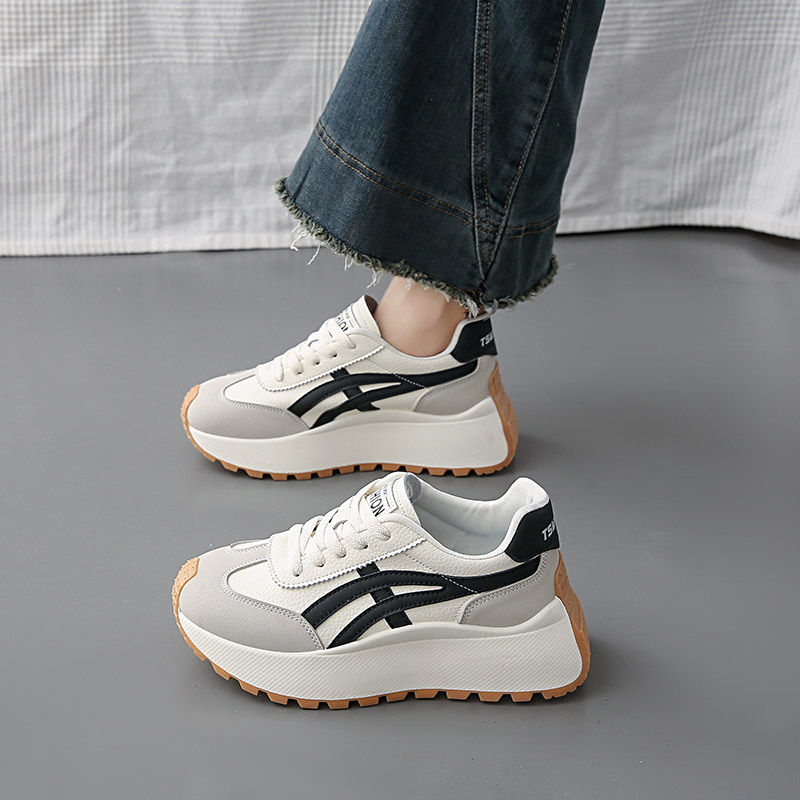 高级感爆款阿甘鞋女2026春季新款皮面防水防滑厚底休闲运动鞋软底主图