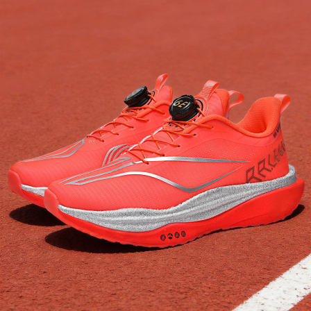 男款马年红鞋2026新款本命年红色运动鞋不系带大童学生无碳板跑鞋