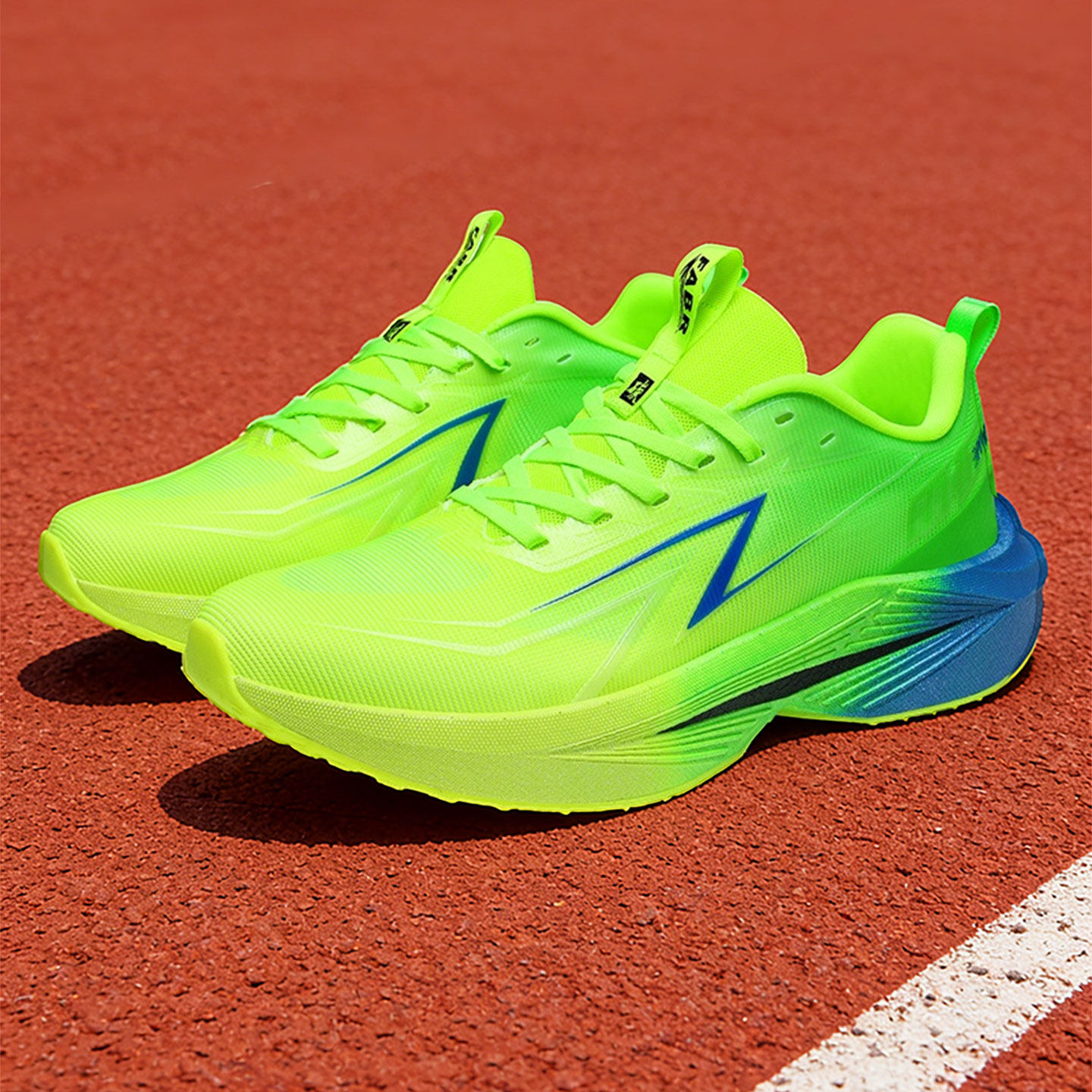 男鞋青少年运动鞋初中学生爆米花底高回弹轻便减震中大童防滑跑鞋主图