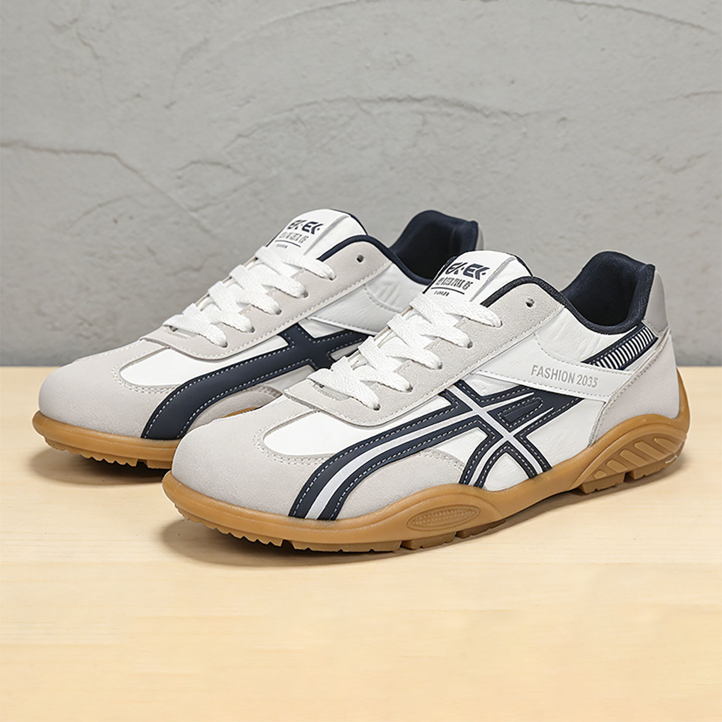 男鞋牛筋底板鞋防滑耐磨运动阿甘鞋子男士轻便舒适平底赛车鞋男款主图