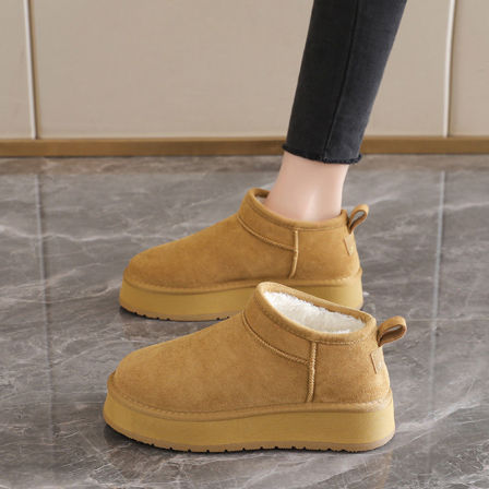 踩屎感雪地靴女款2025新款冬季加绒厚底短筒靴子防滑保暖东北棉鞋