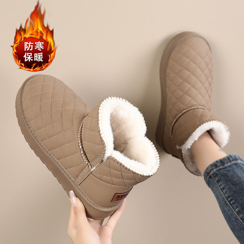 厚底雪地靴女冬季加绒保暖大尺码女鞋41到43皮面防水面包棉鞋情侣款主图