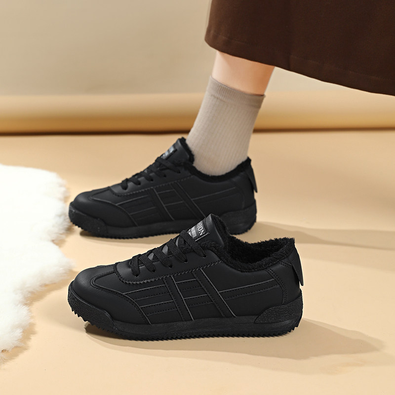女鞋冬季加绒保暖棉鞋皮面防水防滑黑色阿甘运动鞋软底不累脚大尺码主图