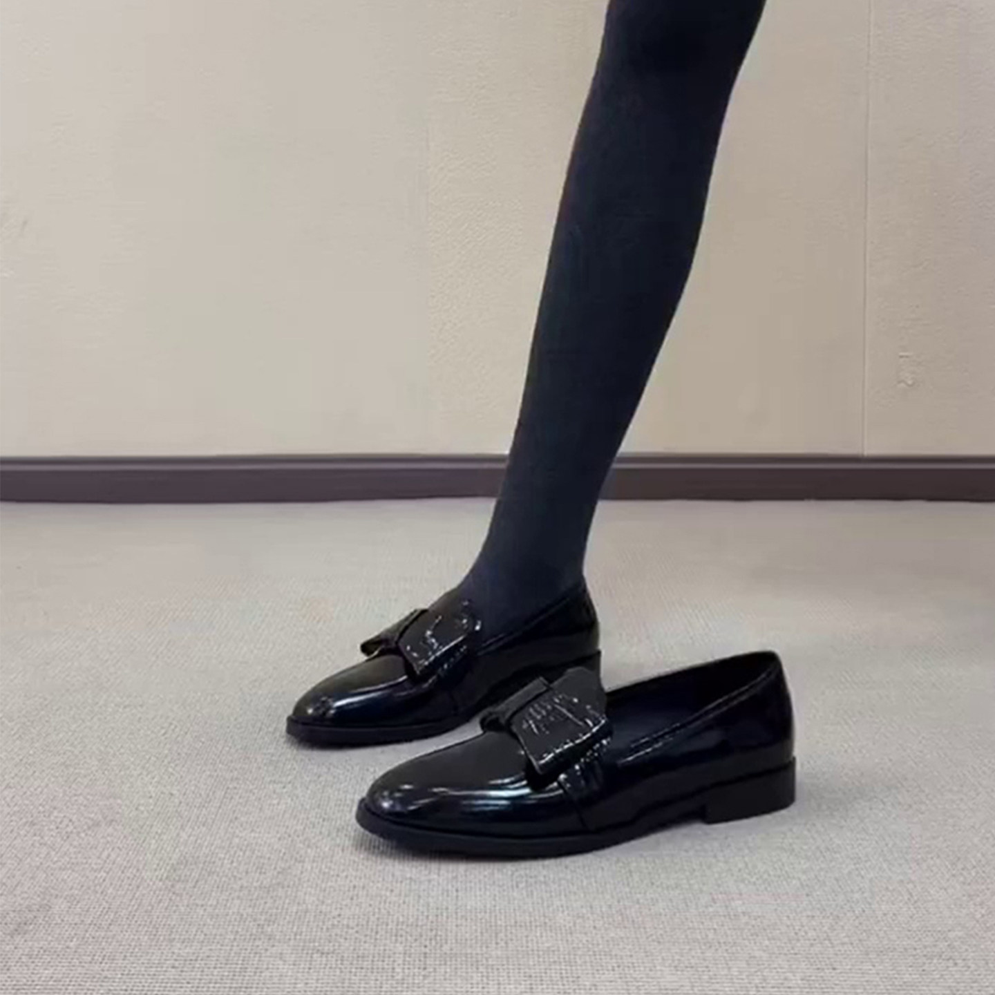 牛皮版~圆头英伦风蝴蝶结小皮鞋女深口单鞋复古一脚蹬低跟乐福鞋主图