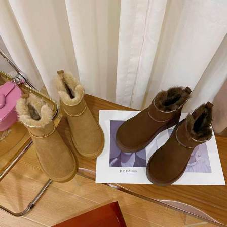 VK定制 韩版时尚真皮羊毛保暖雪地靴女3032