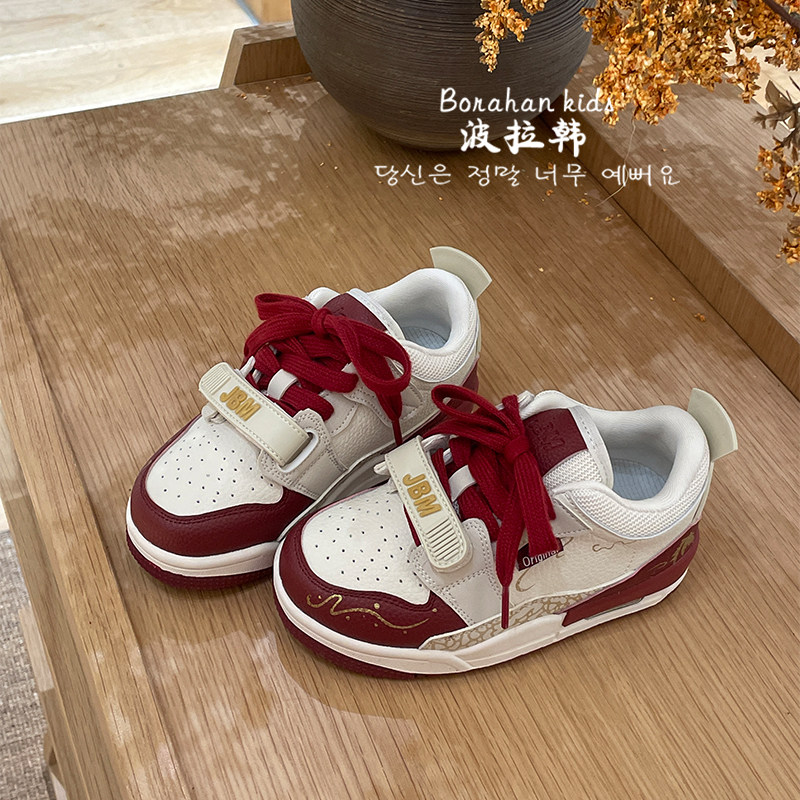 JBM 潮牌新年款儿童红色板鞋2026春季男女童时尚运动鞋百搭篮球鞋主图