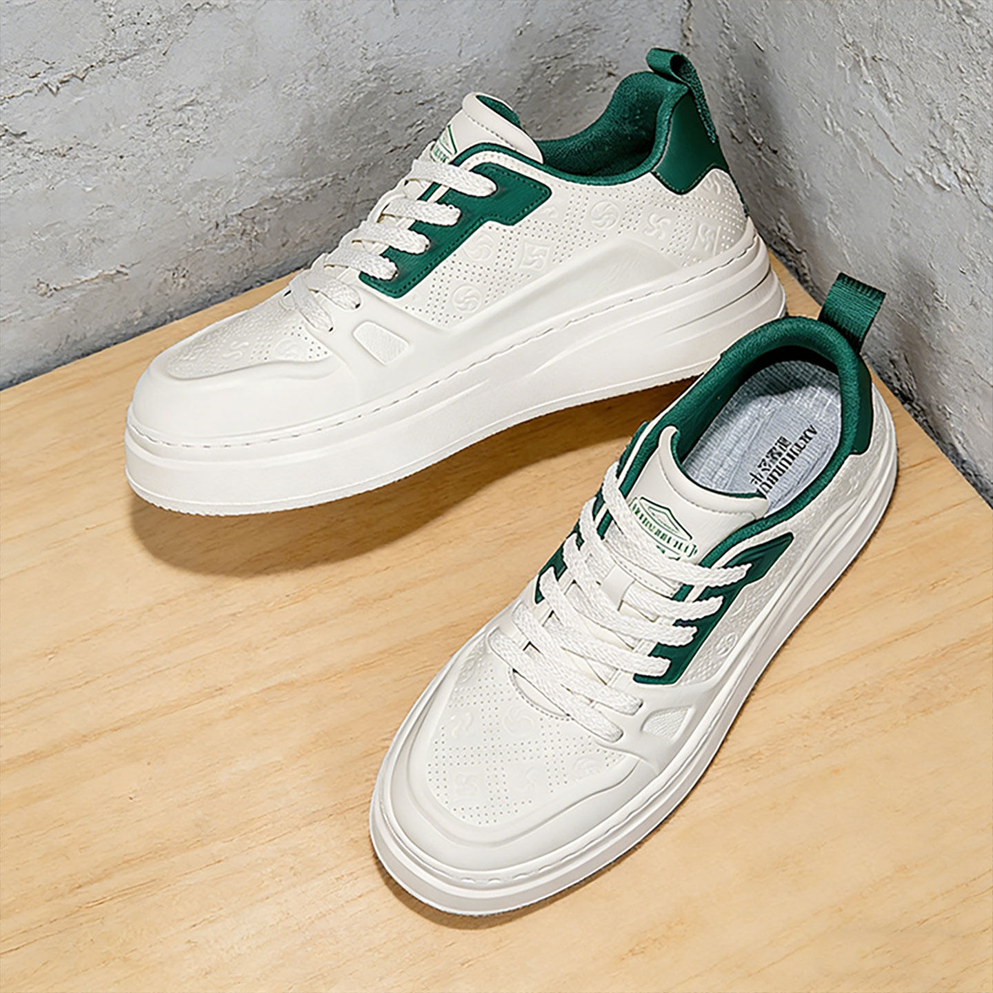 鞋子男鞋2026新款百搭真皮小白鞋潮流时尚青少年增高运动休闲板鞋主图