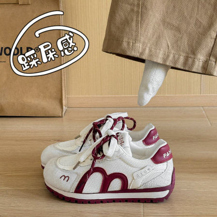 爆款厚底德训鞋女2026新款春季红色网面阿甘鞋初中学生休闲运动鞋