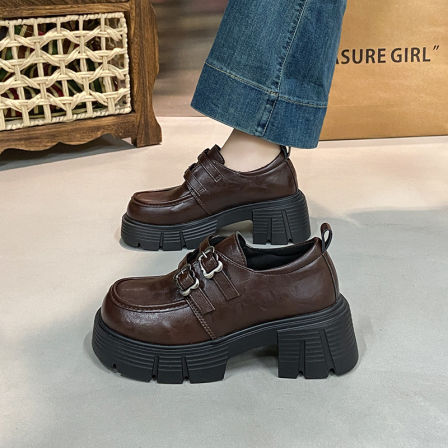 一脚蹬棕色乐福鞋女2026春季新款百搭英伦风厚底增高小皮鞋小个子